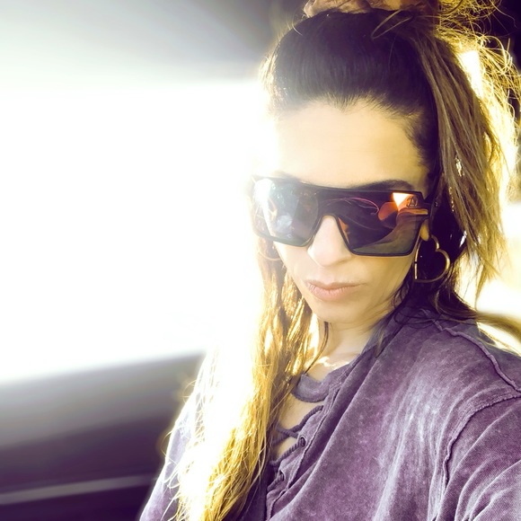 Meet your Posher, Diana - Picture 1 of 1